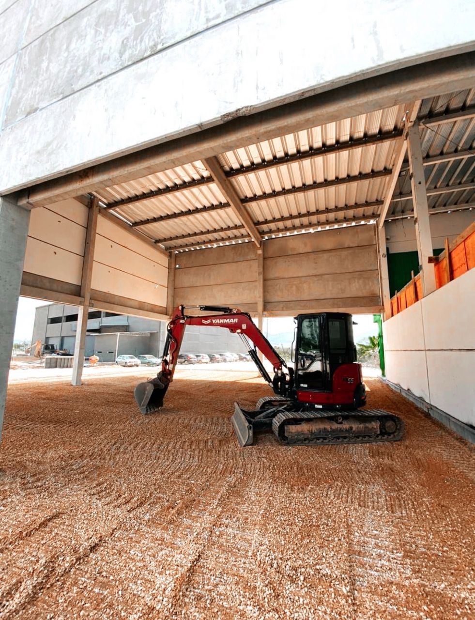 Obra e materiais — Terraplanagem Dé em Brusque